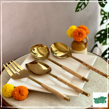 Lade das Bild in den Galerie-Viewer, SUHANA Serving Spoons - Set of 4