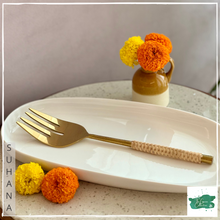 Lade das Bild in den Galerie-Viewer, SUHANA Serving Spoons - Set of 4