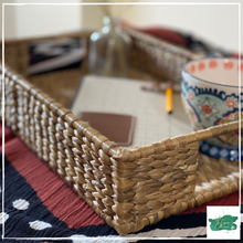 Load image into Gallery viewer, VERY WINDSOR Tray