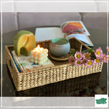 Load image into Gallery viewer, VERY WINDSOR Tray