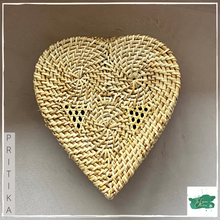 Load image into Gallery viewer, PRITIKA Heart Basket