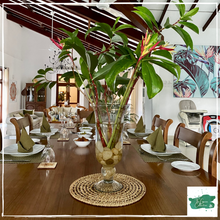 Lade das Bild in den Galerie-Viewer, AVARTANA Trivet