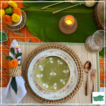 Lade das Bild in den Galerie-Viewer, AVARTANA Trivet