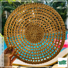 Lade das Bild in den Galerie-Viewer, AVARTANA Trivet